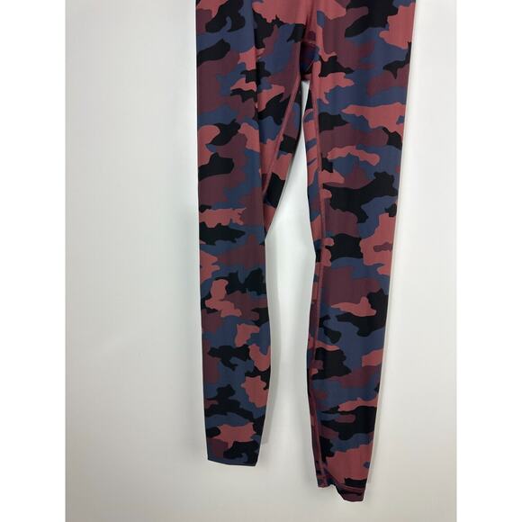 Lululemon Wunder Under High Rise Tight 28" Full On Camo Smoky Red Women's Size 4 - Picture 10 of 13